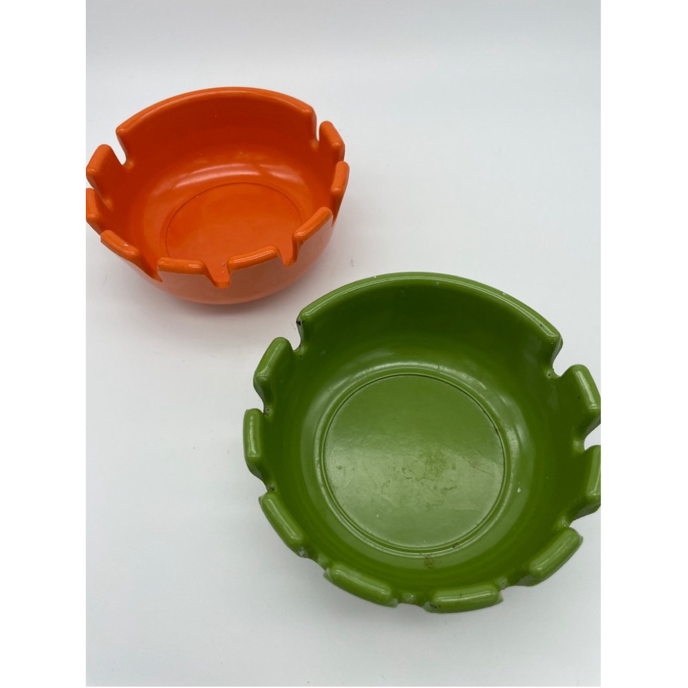 2 MCM Melamine Ashtrays